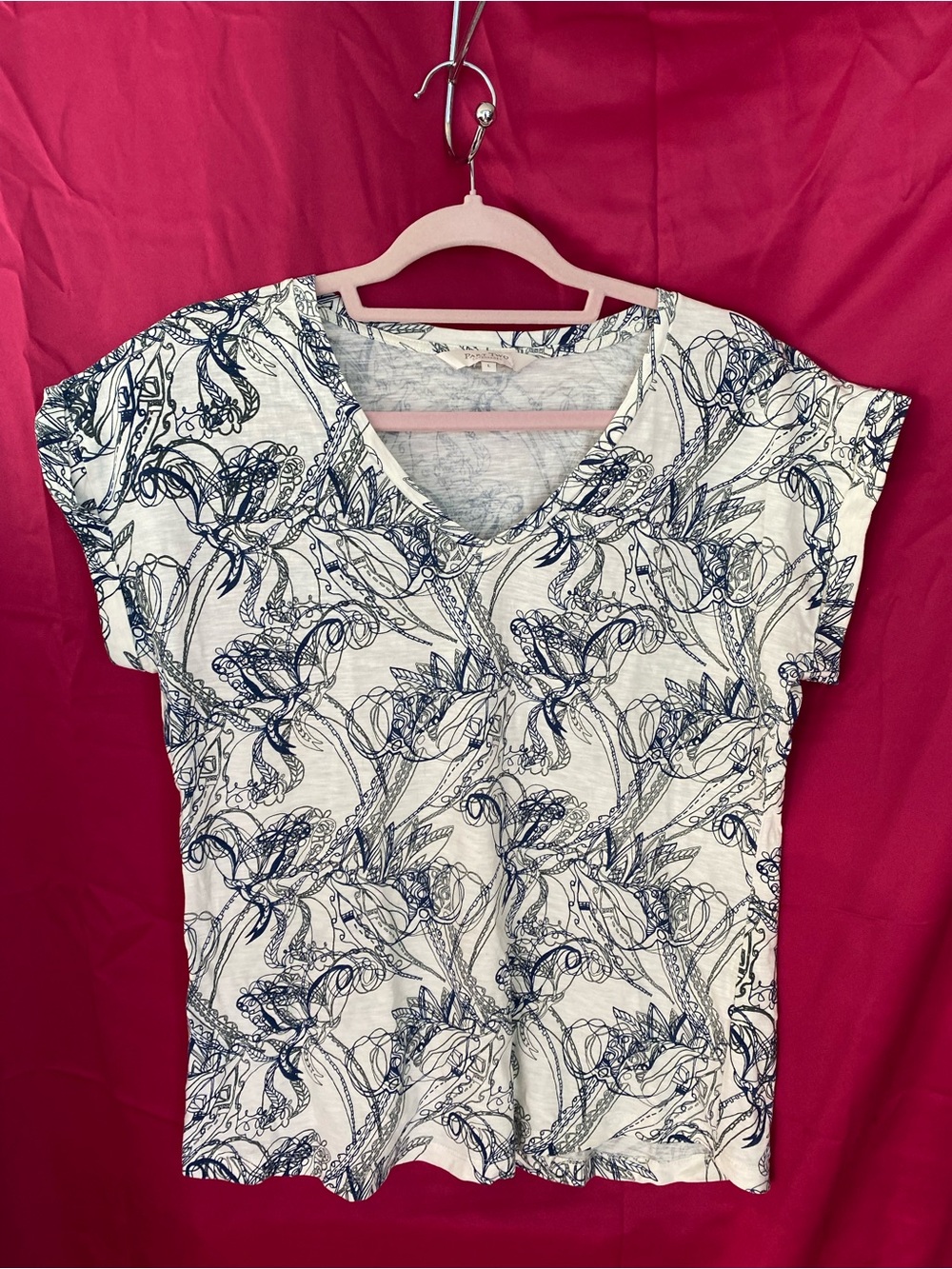 Women’s White Floral Print V-Neck Tshirt 100% cotton